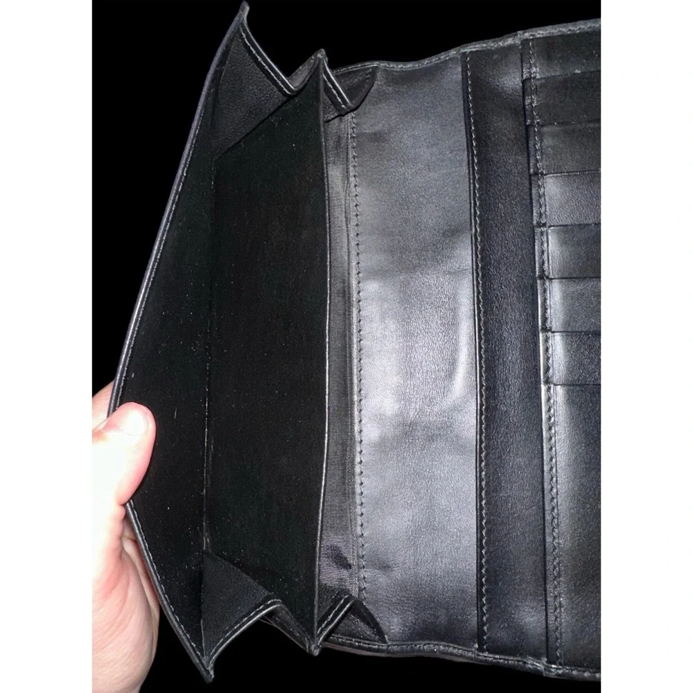 Authentic Gucci leather canvas long wallet with no brand gunmetal chain - Picture 9 of 11